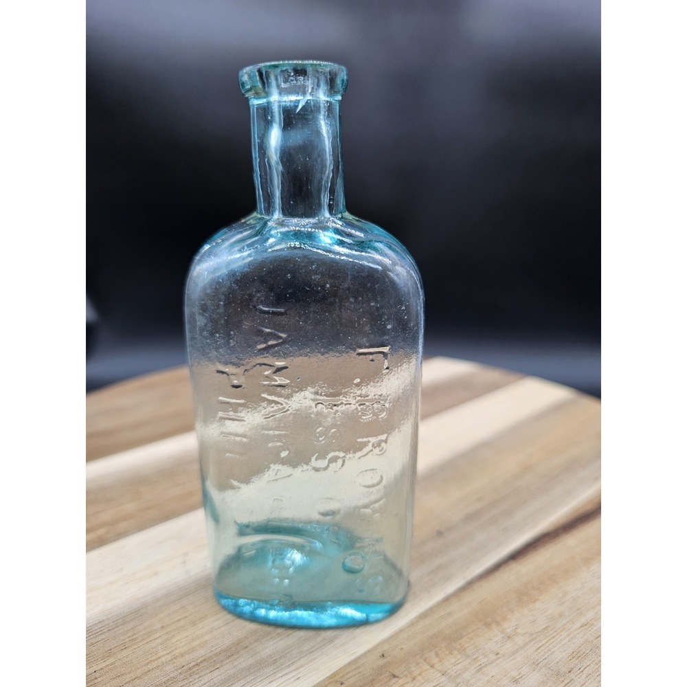 1800's Era F Browns Phila Ess Of‎ Jamaica Ginger Light Aqua Extract Bottle